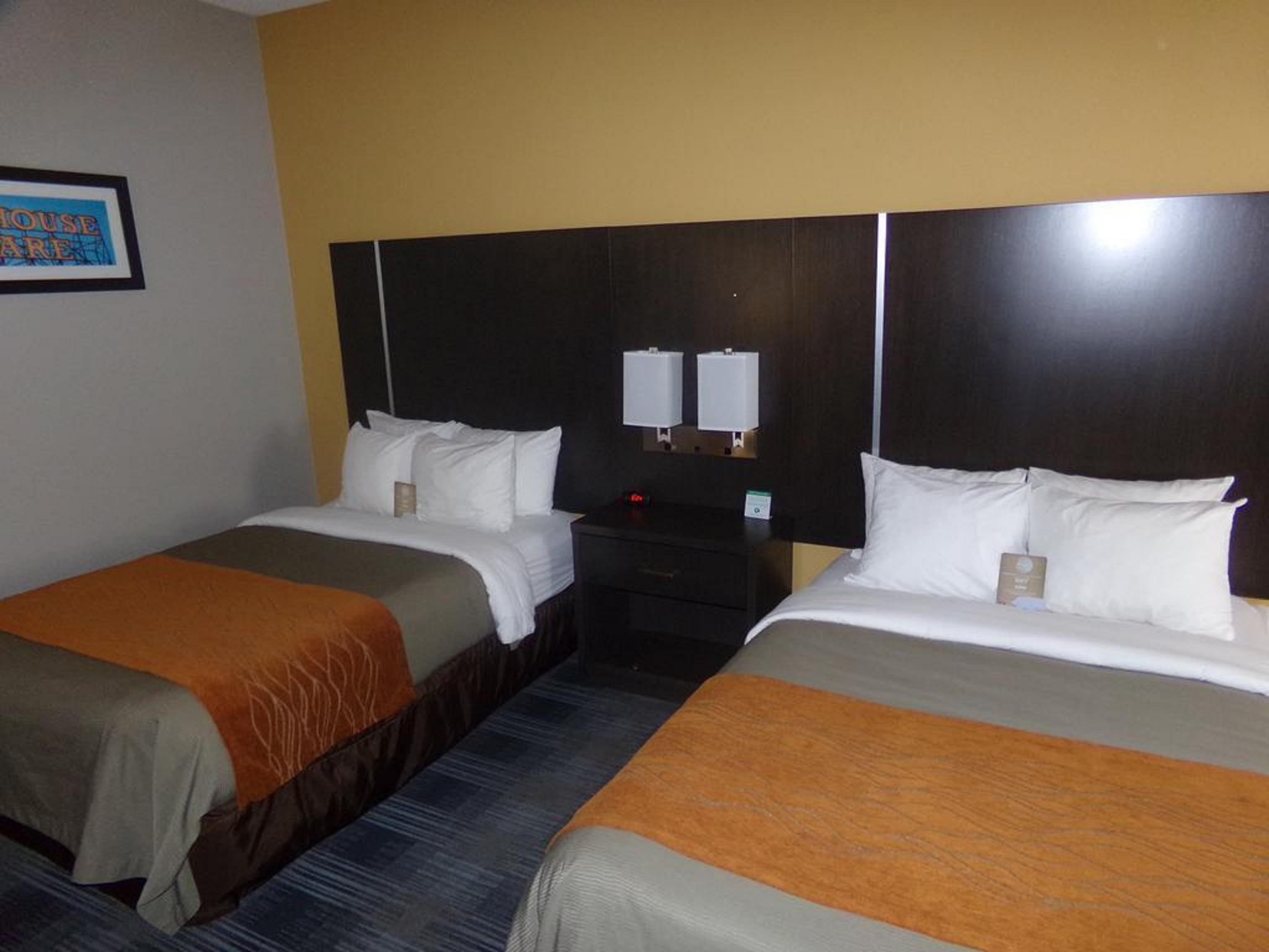 Comfort Inn Cleveland Airport Міддлберґ-Гайтс Екстер'єр фото